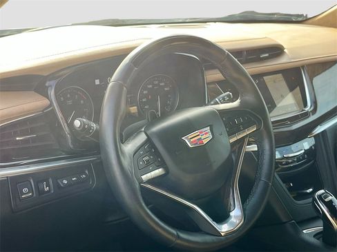 Used 2024 Cadillac XT6 Premium Luxury w/ Platinum Package image 9
