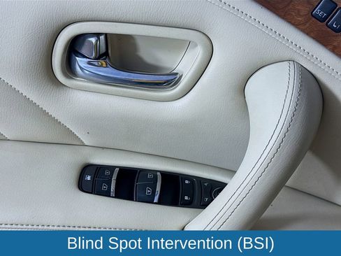 Used 2017 INFINITI QX80 2WD w/ Deluxe Technology Package image 23