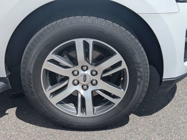 Used 2023 Ford Expedition Max Limited RWD image 11