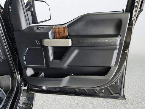 Used 2019 Ford F150 Lariat AWD/4WD image 23