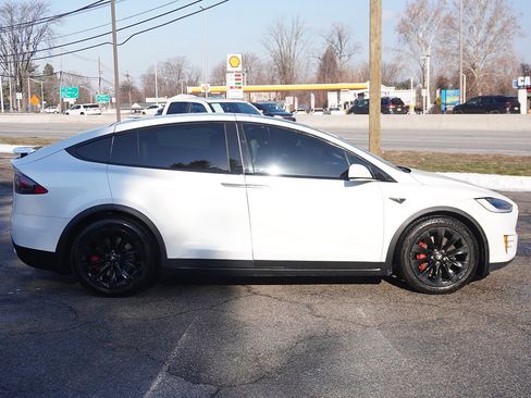 Used 2018 Tesla Model X 100D image 17