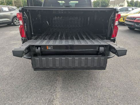 Used 2024 Chevrolet Silverado 1500 LT Trail Boss AWD/4WD image 28