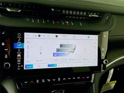 New 2026 Jeep Grand Cherokee Limited AWD/4WD image 11