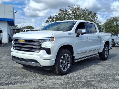 Certified 2024 Chevrolet Silverado 1500 High Country w/ Z71 Off-Road Package image 3
