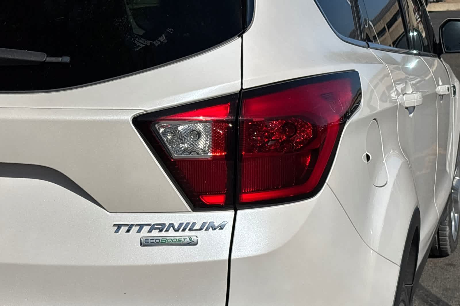 Used 2019 Ford Escape Titanium FWD image 13