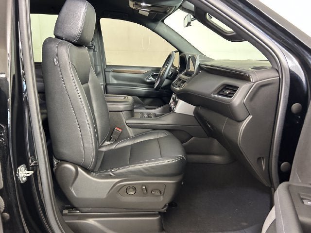 Used 2022 GMC Yukon SLE w/ Gmc Pro Safety Plus Package AWD/4WD image 27