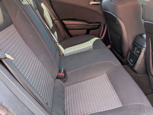 Used 2019 Dodge Charger R/T w/ Blacktop Package RWD image 29