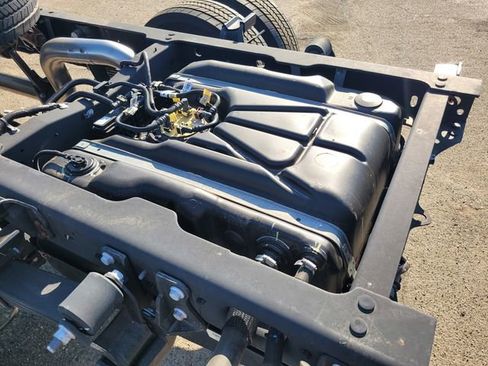 New 2024 Ford F550 4x4 Regular Cab Super Duty image 11