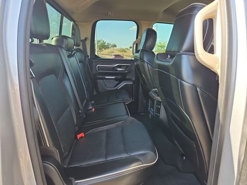 Used 2019 RAM 1500 Laramie RWD image 24