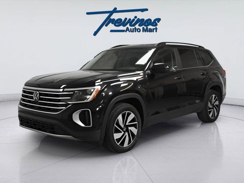 Used 2024 Volkswagen Atlas SE image 8