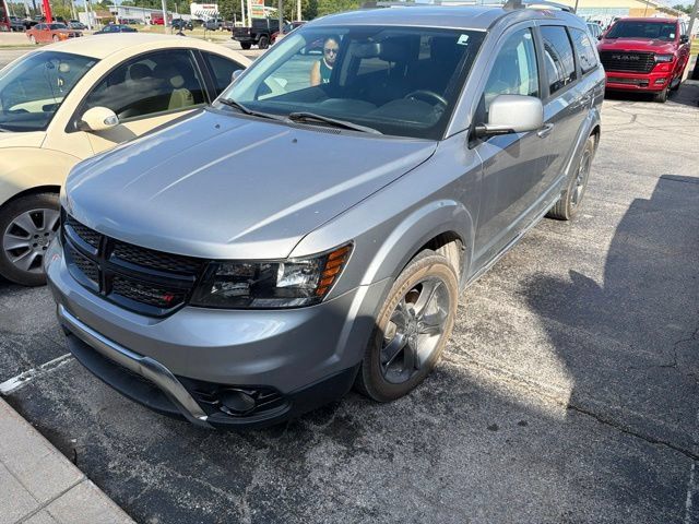 Used 2018 Dodge Journey Crossroad AWD/4WD image 2