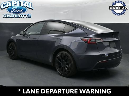 Used 2022 Tesla Model Y Long Range AWD/4WD image 5