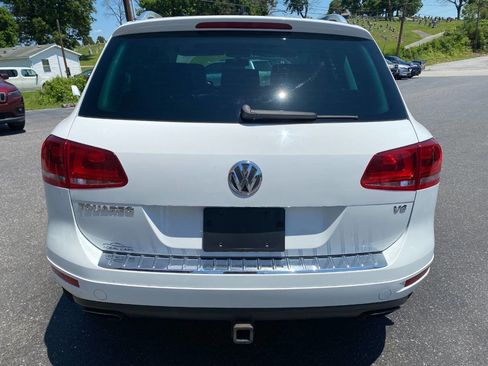 Used 2014 Volkswagen Touareg VR6 AWD/4WD image 4