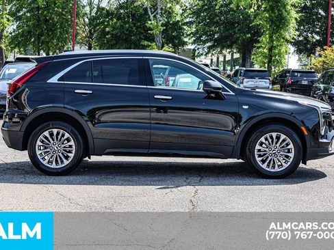 Used 2025 Cadillac XT4 Premium Luxury FWD image 10