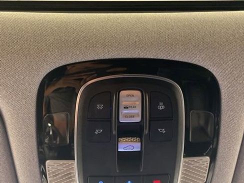 Used 2021 Hyundai Palisade Limited image 15