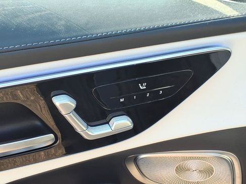 Used 2023 Mercedes-Benz GLC 300 4MATIC image 18