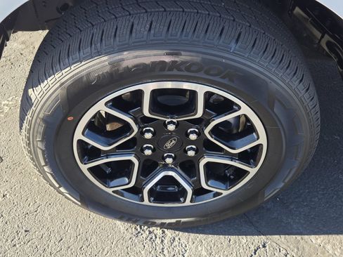 Certified 2022 Ford F150 XL w/ STX Appearance Package image 9