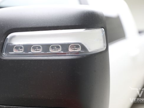 New 2026 RAM 2500 Laramie AWD/4WD image 36