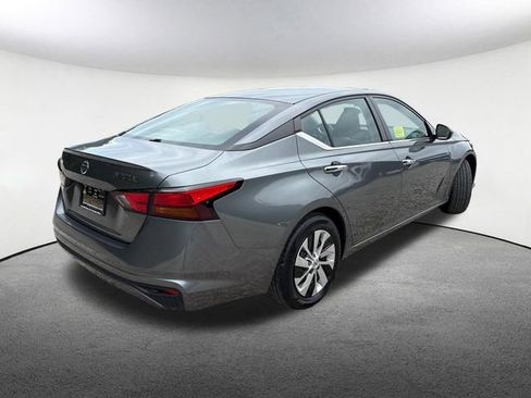Used 2022 Nissan Altima 2.5 S FWD image 14