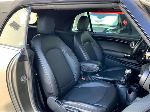 Used 2019 MINI Cooper Convertible FWD image 7