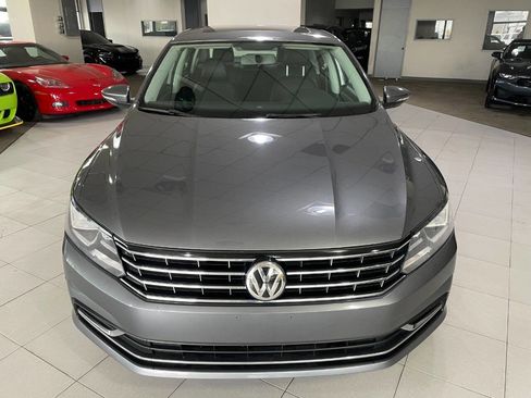 Used 2019 Volkswagen Passat 2.0T Wolfsburg w/ Wheels & Sunroof Package image 2