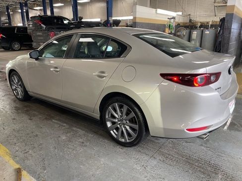 Used 2025 MAZDA MAZDA3 s image 4