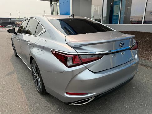 Used 2022 Lexus ES 350 w/ Premium Package FWD image 7
