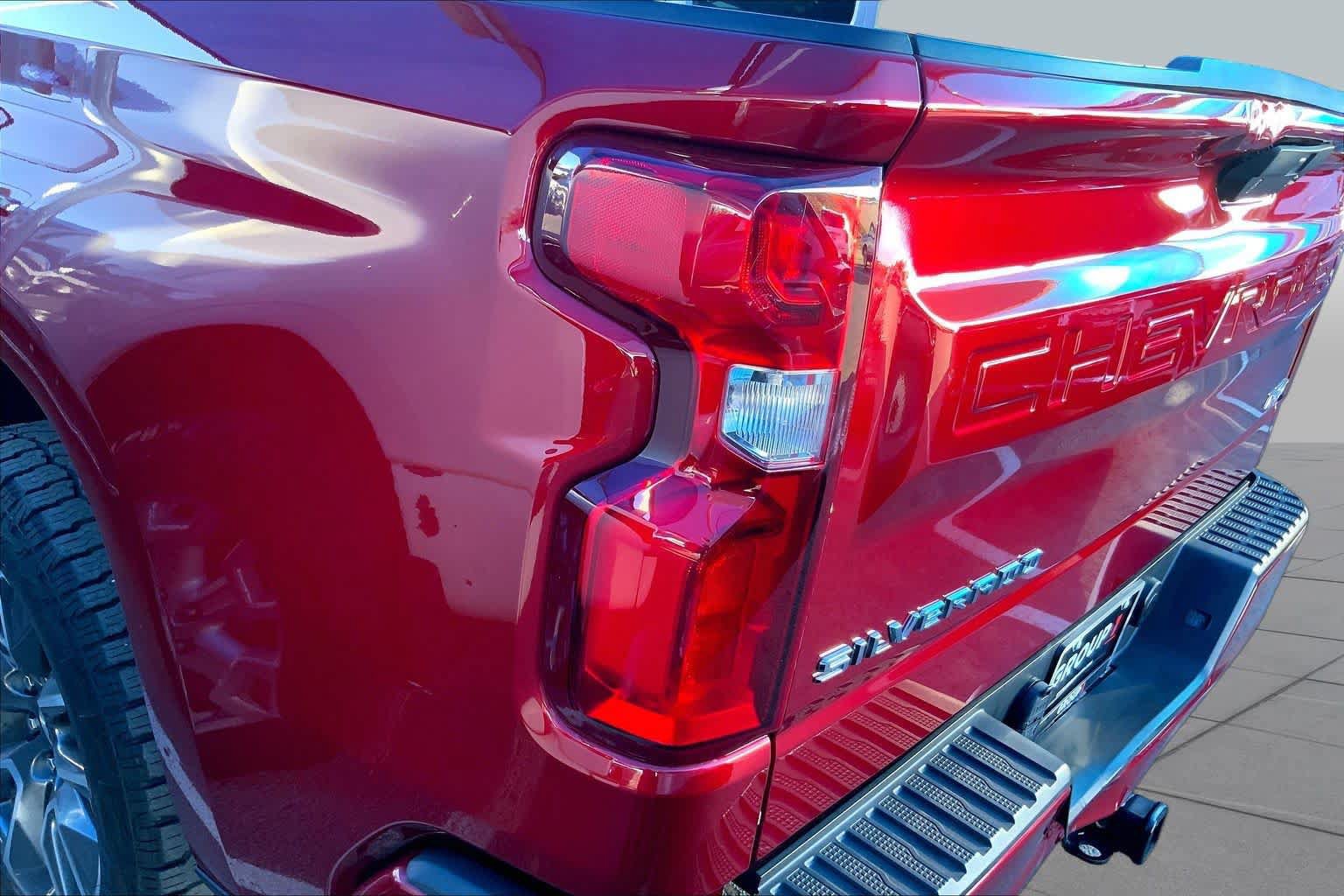 Used 2021 Chevrolet Silverado 1500 RST RWD image 26