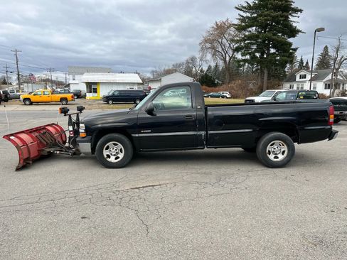 Used 2002 Chevrolet Silverado 1500 4x4 Regular Cab w/ Heavy Duty Suspension Pkg image 4