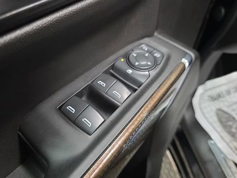 Used 2022 Chevrolet Silverado 1500 RST w/ Z71 Off-Road Package image 27