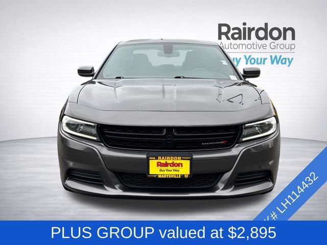Used 2020 Dodge Charger SXT w/ Plus Group RWD image 2