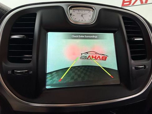 Used 2021 Chrysler 300 Touring L RWD image 27