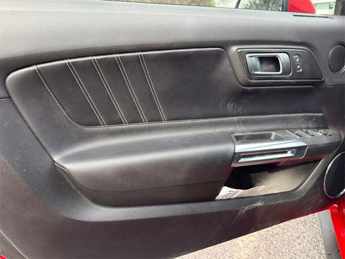 Used 2022 Ford Mustang GT Premium image 19