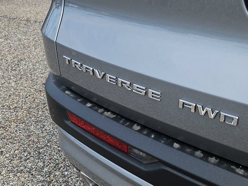 New 2026 Chevrolet Traverse LT w/ LPO, Floor Liner Package AWD/4WD image 6