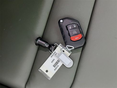 New 2026 Jeep Gladiator Mojave w/ Technology Group image 19