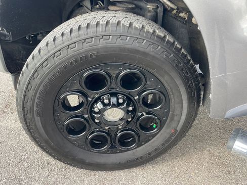 Used 2009 Ford F350 Lariat image 8