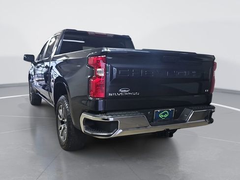 Used 2024 Chevrolet Silverado 1500 LT AWD/4WD image 6