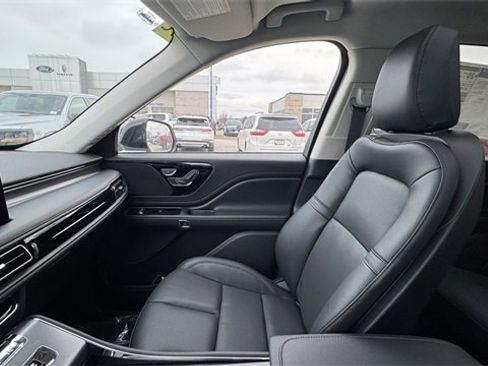 New 2026 Lincoln Aviator AWD w/ Jet Appearance Package image 27