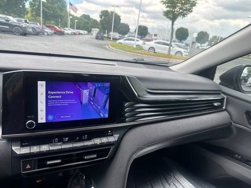 Used 2025 Toyota Camry LE FWD image 12