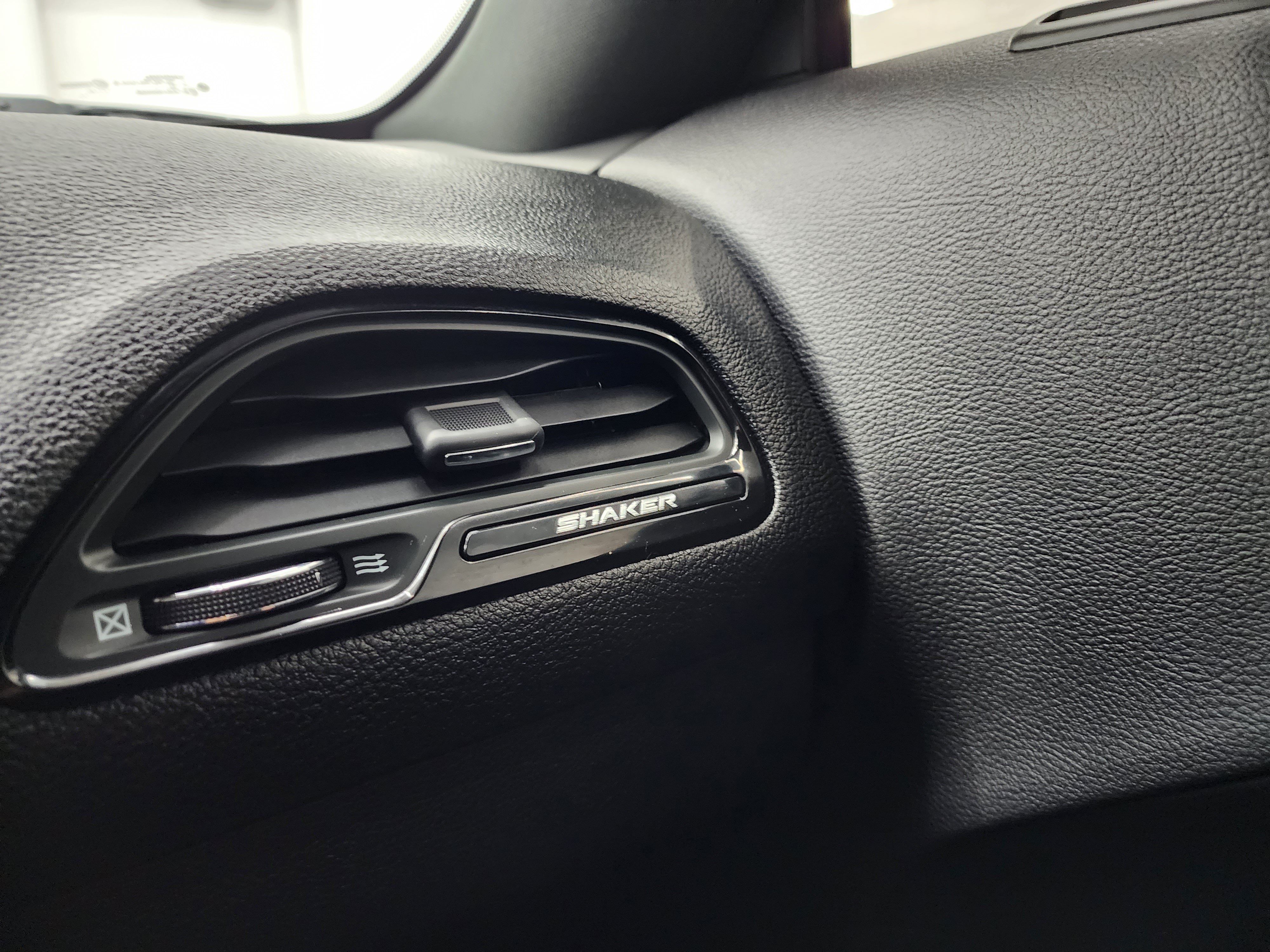 Used 2017 Dodge Challenger R/T Scat Pack RWD image 13