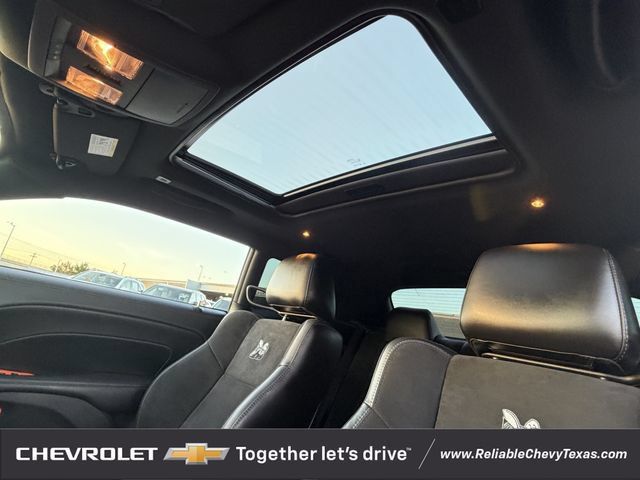 Used 2022 Dodge Challenger R/T Scat Pack RWD image 29