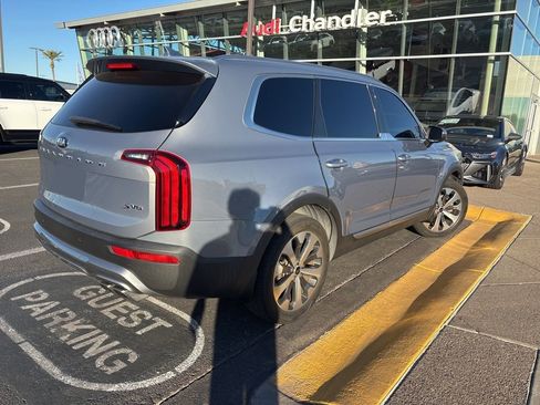 Used 2020 Kia Telluride S image 6