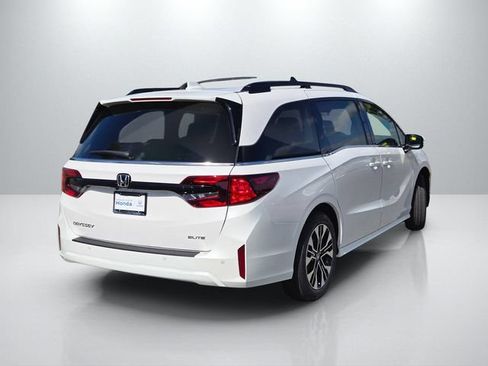 New 2026 Honda Odyssey Elite image 4