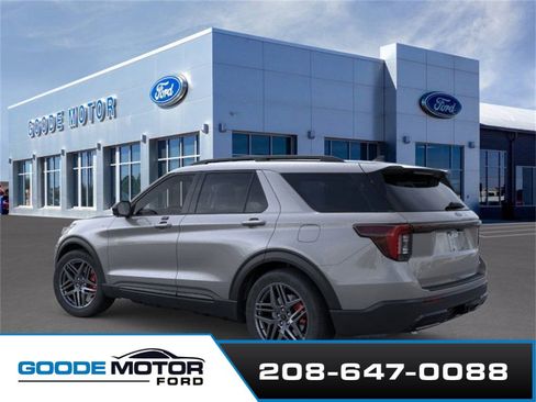 New 2026 Ford Explorer ST-Line w/ ST-Line Street Pack image 4