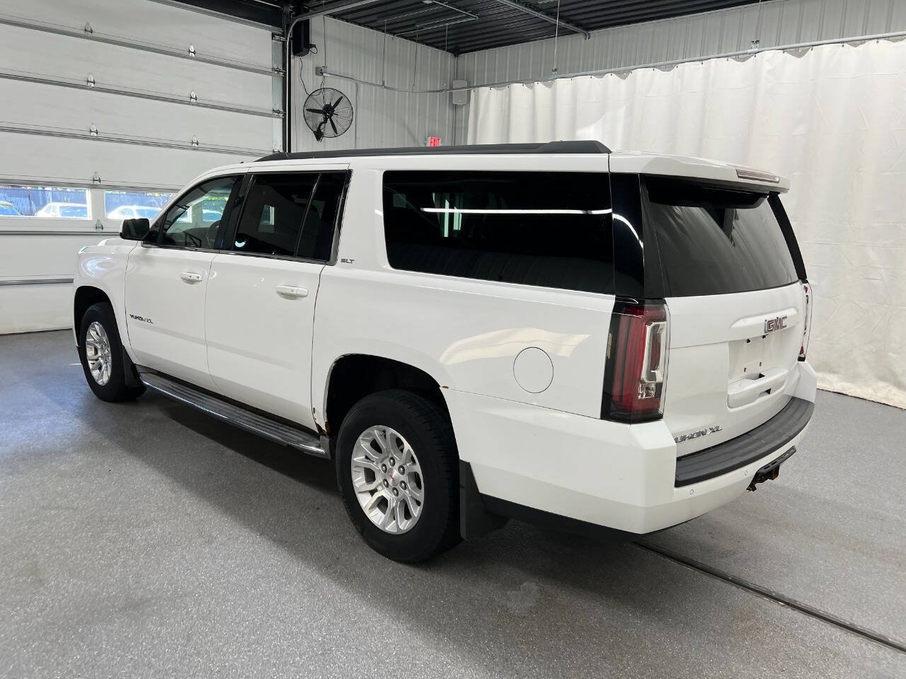 Used 2015 GMC Yukon XL SLT AWD/4WD image 6
