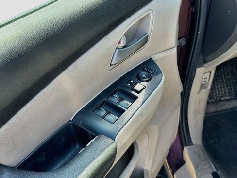 Used 2012 Honda Odyssey EX image 16