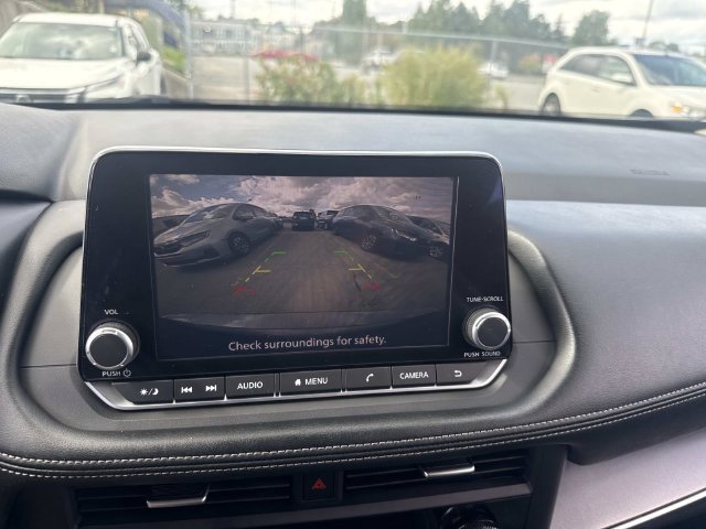 Used 2024 Nissan Rogue SV FWD image 24