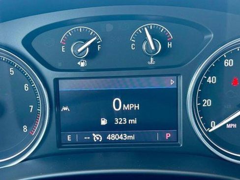 Used 2024 Buick Enclave Essence image 23