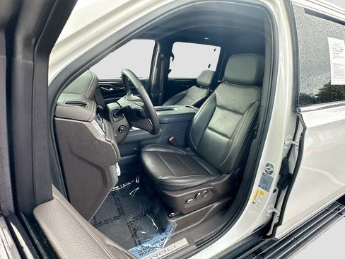 Used 2021 GMC Yukon XL Denali w/ Denali Premium Package RWD image 22
