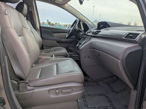 Used 2014 Honda Odyssey EX-L image 27